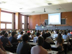 Jornada Pasa un d�a con un broker sin salir de la Universidad