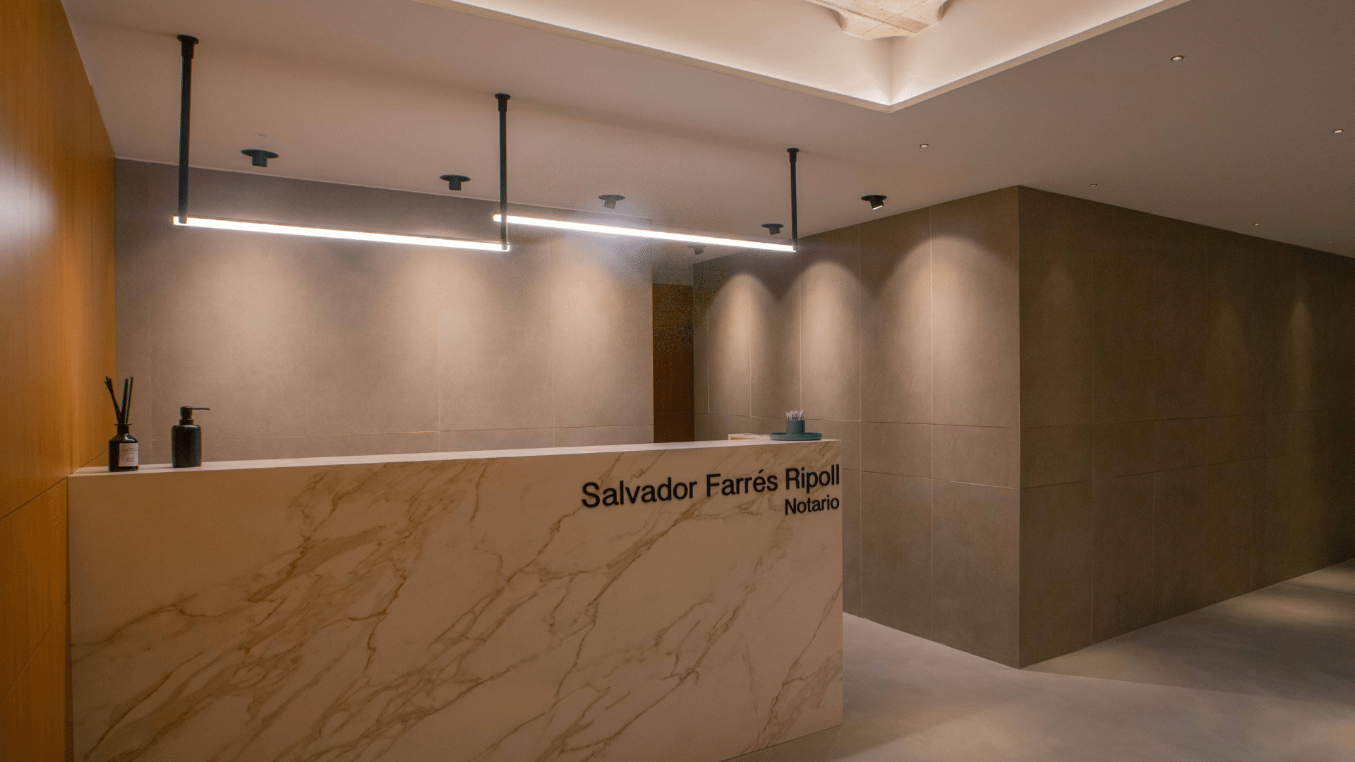 Notaria: Salvador Farr�s Ripoll-Salvador Farr�s Reig