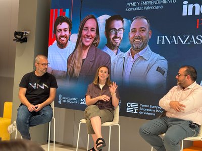 Nacho Travesi. Memeber Revenue Square y Co-Founder & Chief Sales Officer en Cobee; María Luke. CoFounder & CEO en Uelz y Vicente Esteve, CFO en Voicemod.