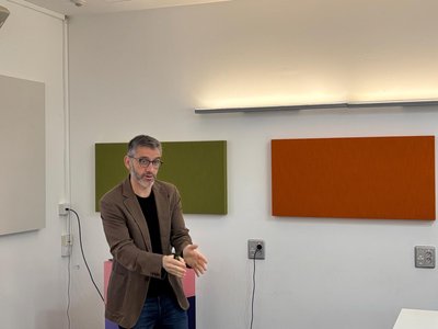 Javier LL�cer: Director de la Unidad de Servicios de Innovaci�n Tecnol�gica en ITI